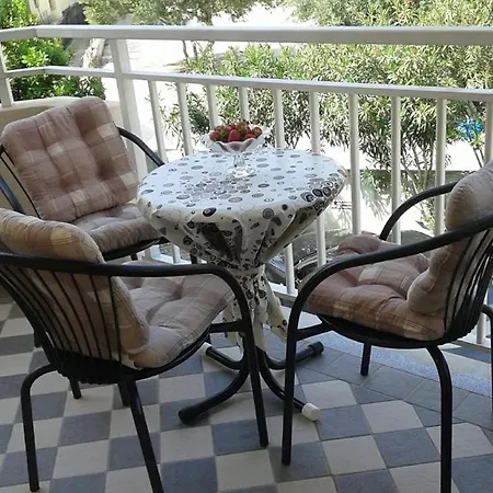 Apartment Loza *
